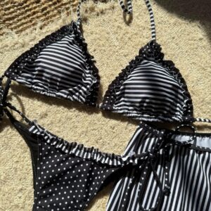 Maillot de baî 3 pièces noir et blanc